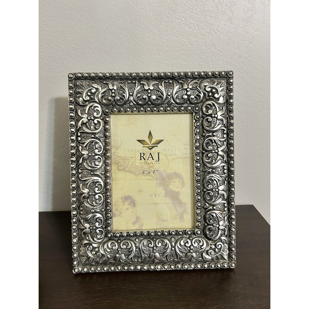 Vintage Style Baroque Medieval Inspired Ornate Pewter Toned Picture Frame 5x7